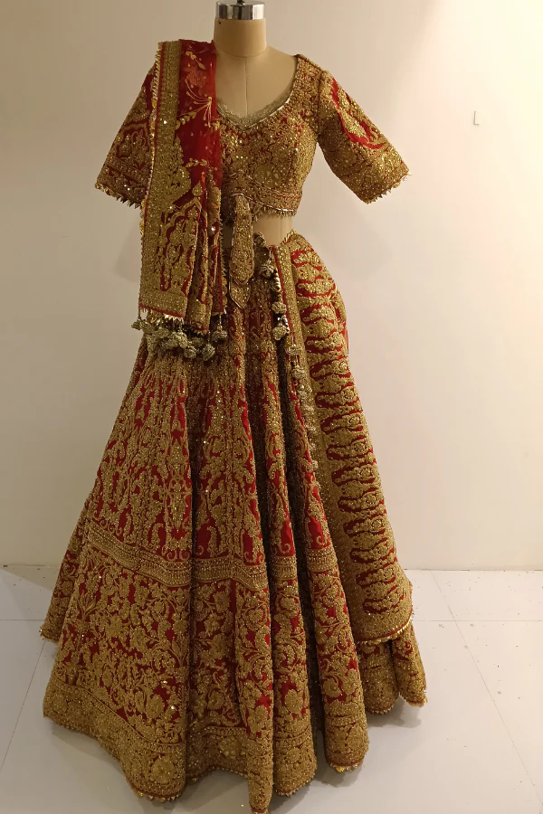 Red Heritage Bridal Lehenga set - Image 2
