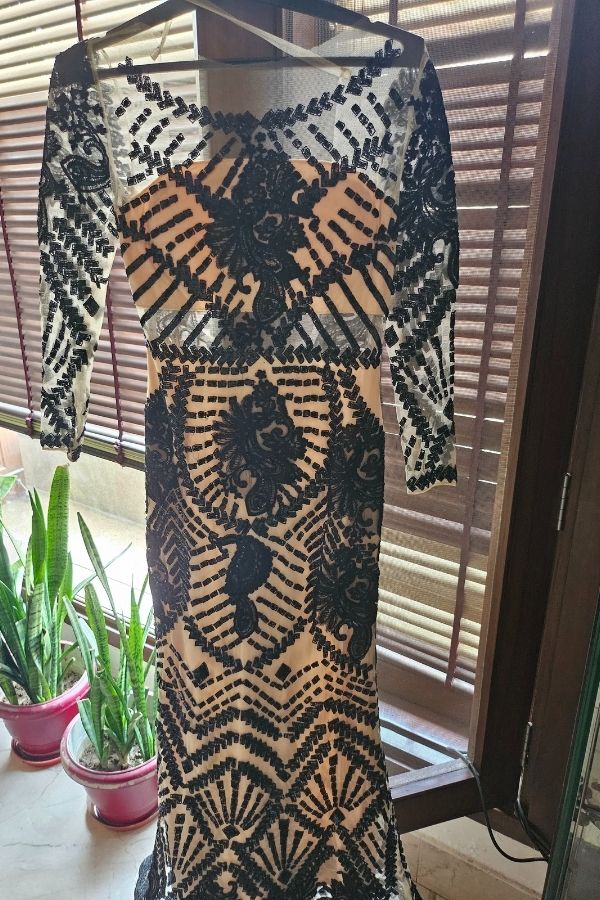 REYNU TAANDON GOWN