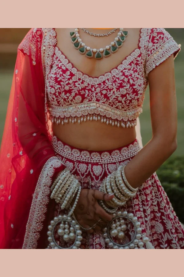 Rianta's Primrose Bridal Set - Image 3