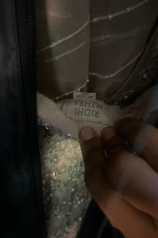 Ridhi mehra Ivory lehenga - Image 4