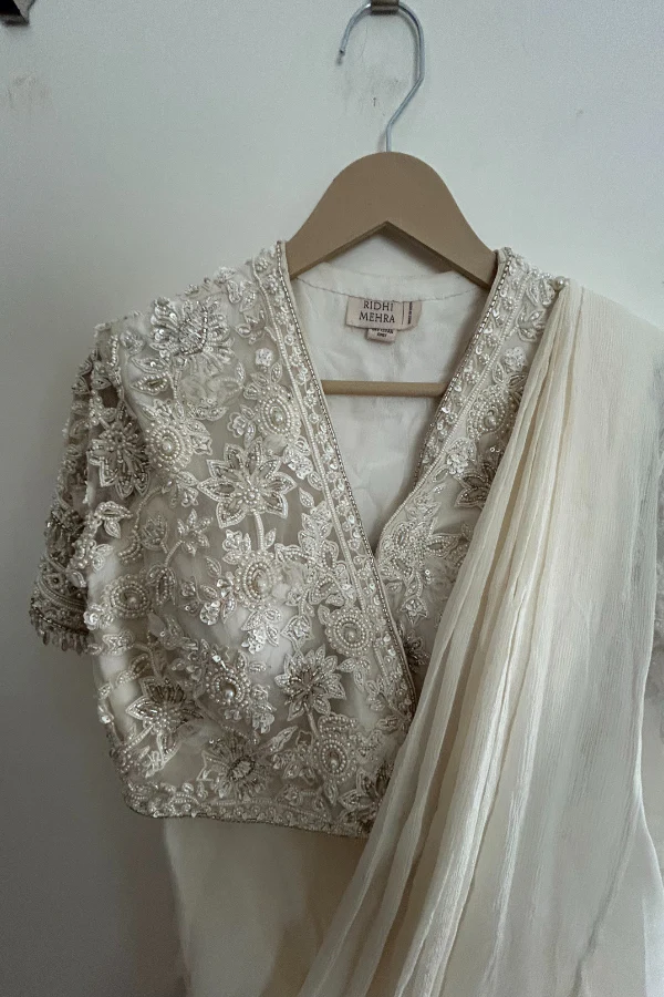 Ridhi mehra ivory pre draped saree - Image 5