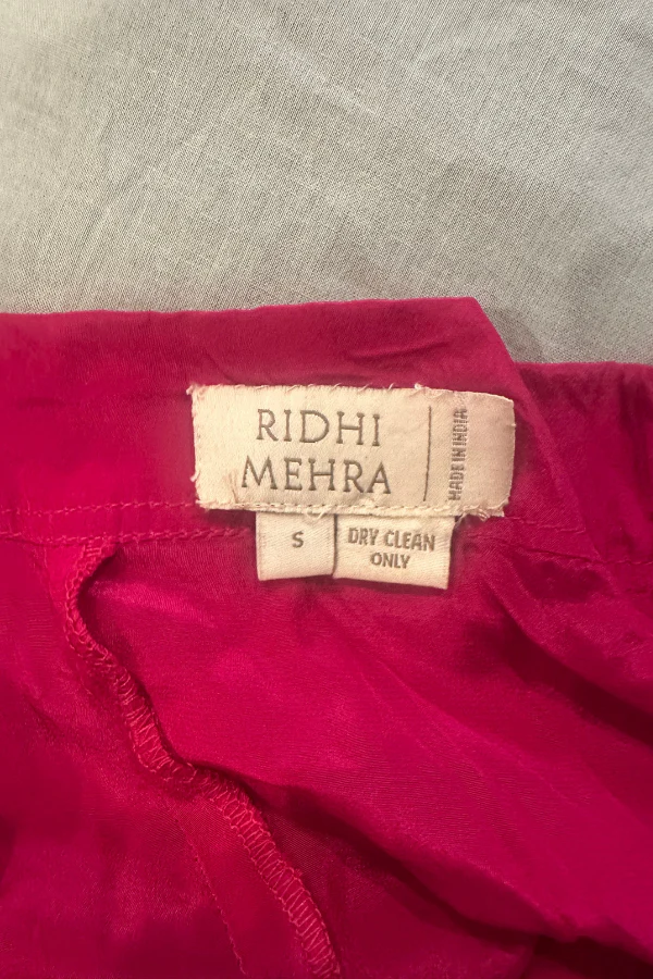 Ridhi Mehra Ruffled Pre-Draped Saree with Embellished Belt - Image 5