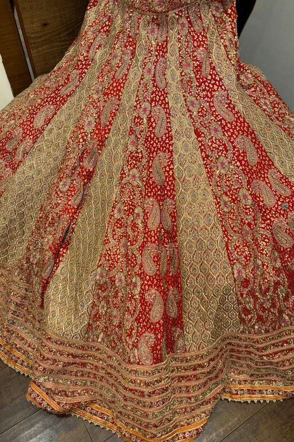 Rimple & Harpreet Embroidered lehenga - Image 4