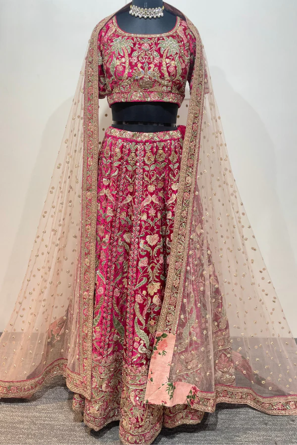 Sabyasachi lehenga set - Image 3