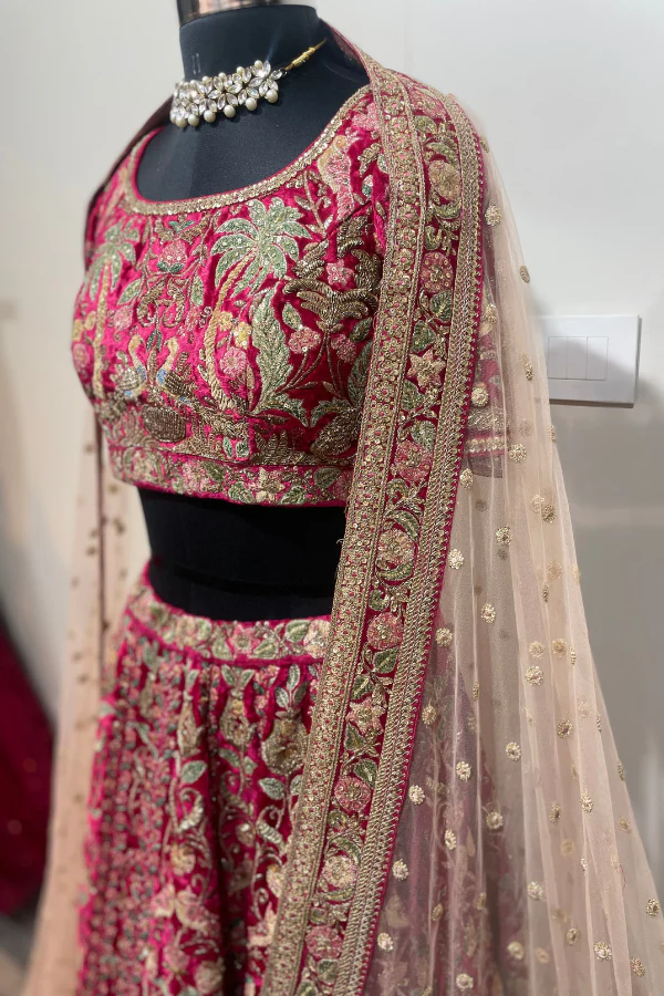 Sabyasachi lehenga set - Image 5
