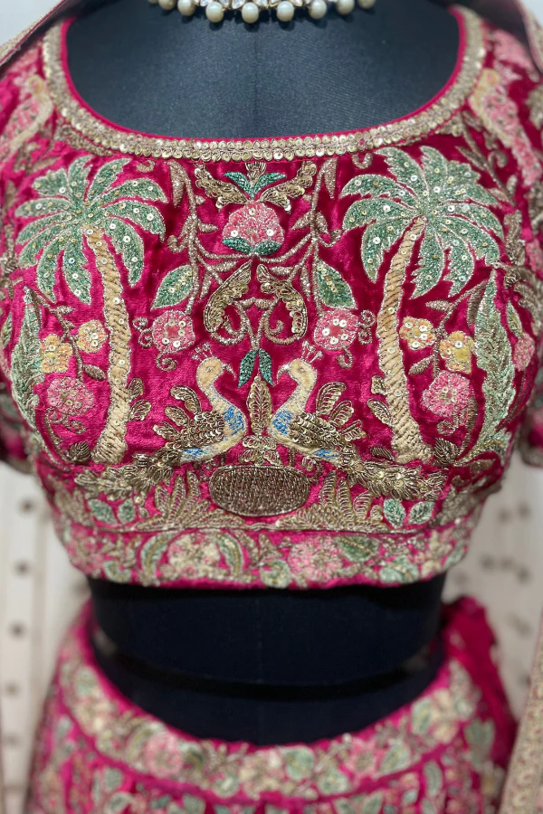 Sabyasachi lehenga set - Image 7