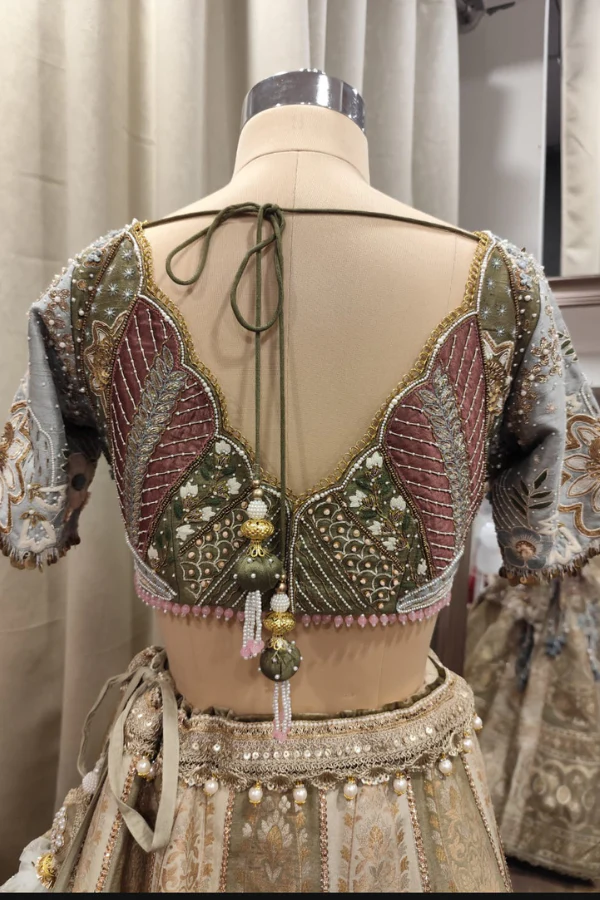 Royal Gold Banarsi lehenga set - Image 5