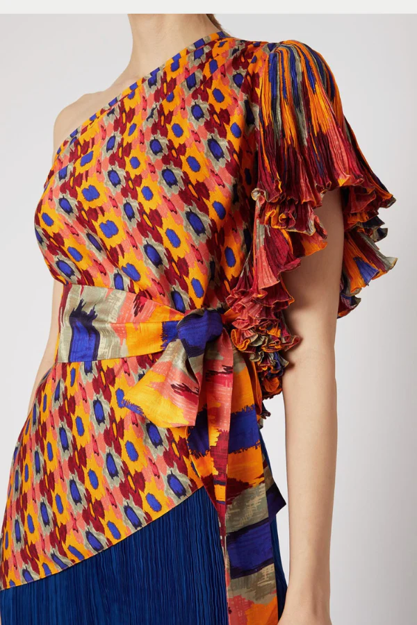Saaksha & Kinni Ikat print one shouldered blouse - Image 3