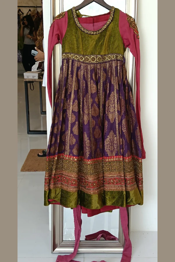 Sabyasachi Anarkali Suit Set - Image 3