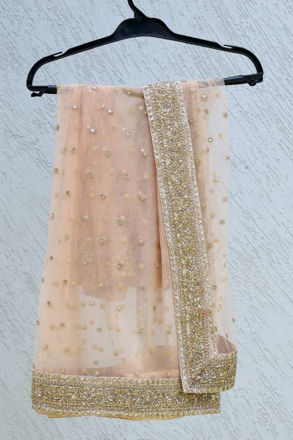 Sabyasachi beige embroidered lehenga set - Image 7