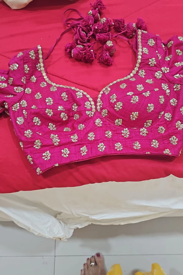 Sabyasachi Fuschia Pink bridal legenga - Image 4