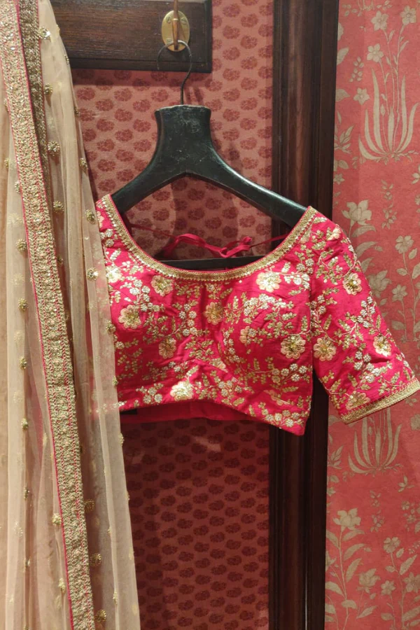 Sabyasachi Pink embroidered lehenga - Image 4