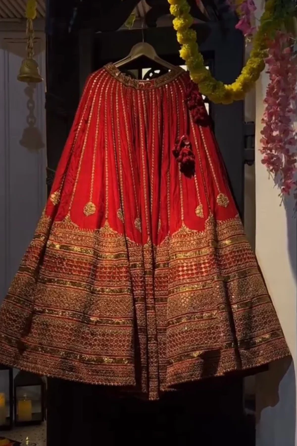 Sabyasachi red bridal lehenga - Image 3