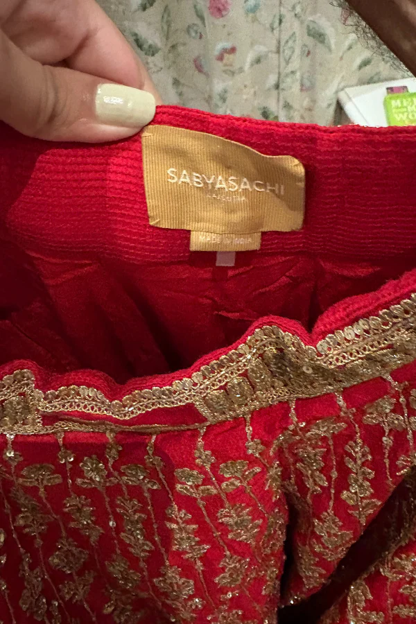 Sabyasachi Red Bridal lehenga Set - Image 6