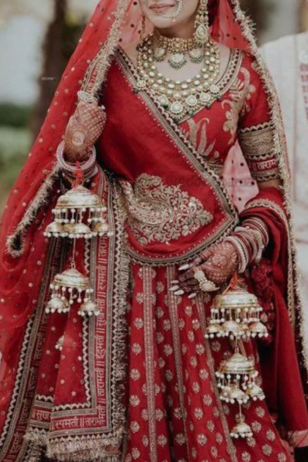 Sabyasachi Red embroidered bridal lehenga - Image 3