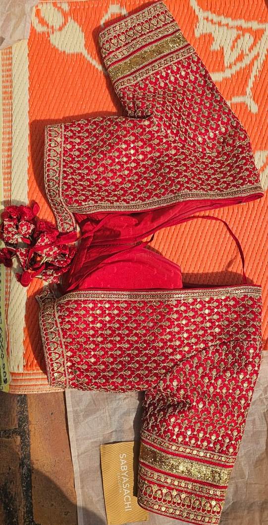 Sabyasachi Red & Gold Banarasi Lehenga Set - Image 8