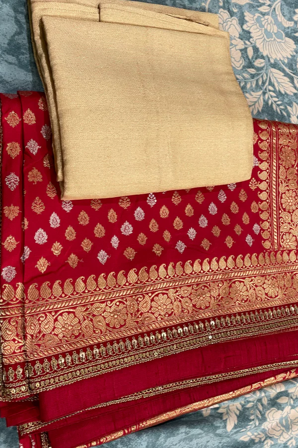 Sabyasachi Red banarsi saree - Image 4
