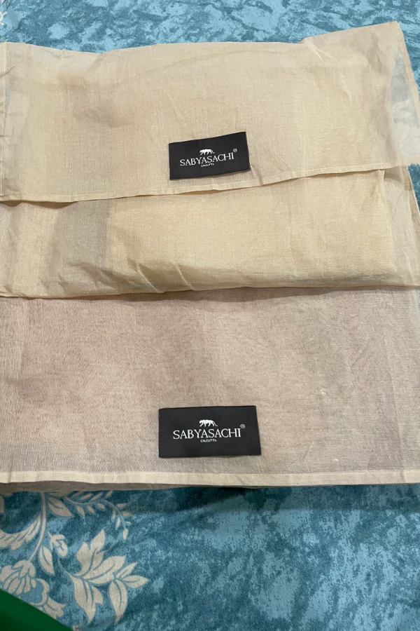 Sabyasachi Red banarsi saree - Image 6