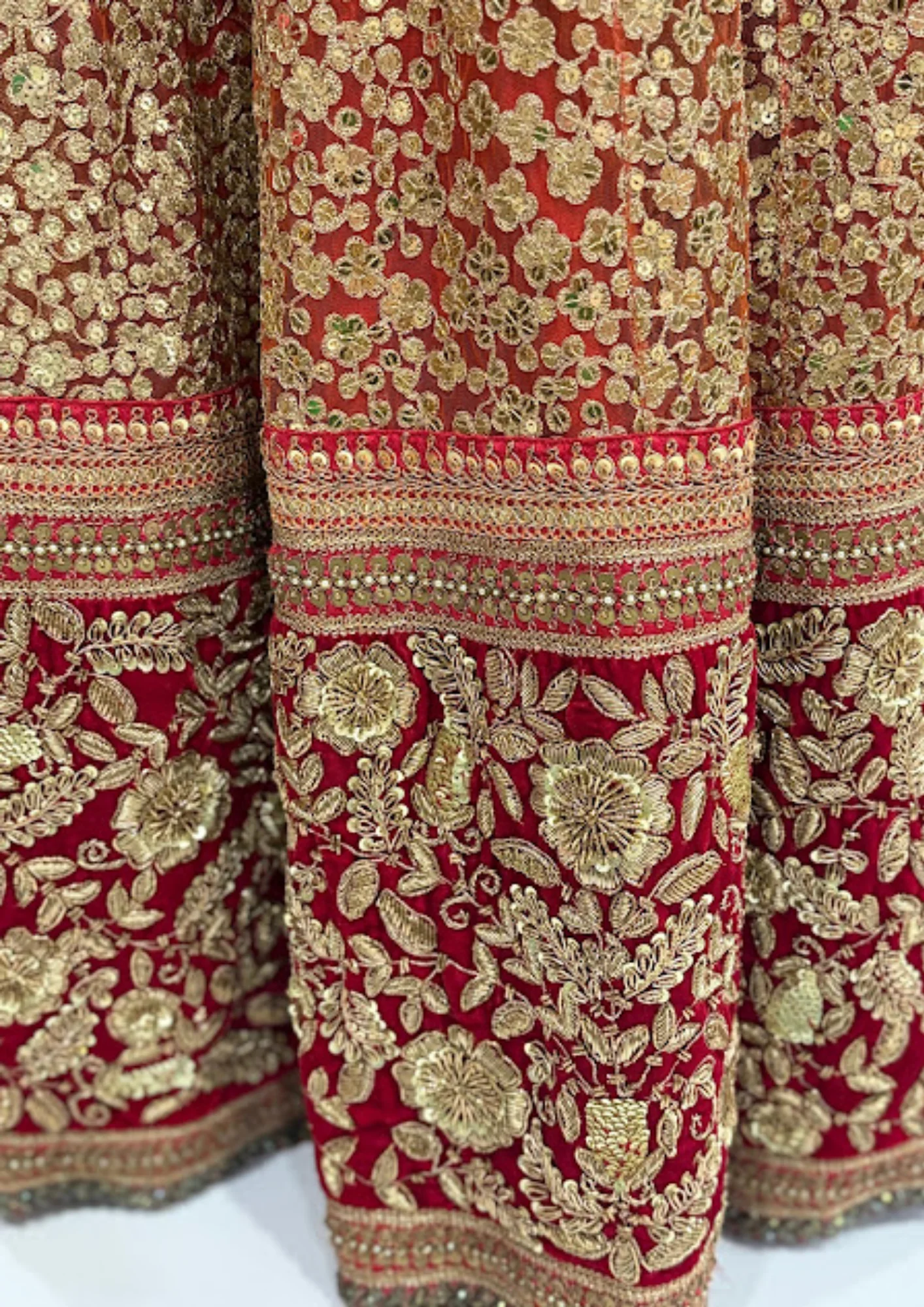 Sabyasachi Regal Red Bridal Lehenga Set - Image 4
