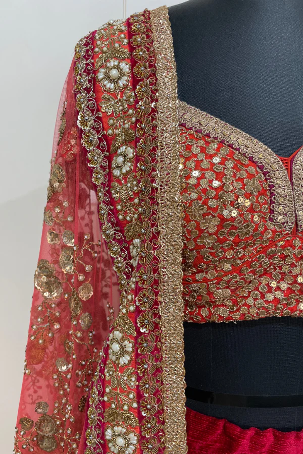Sabyasachi velvet lehenga - Image 4