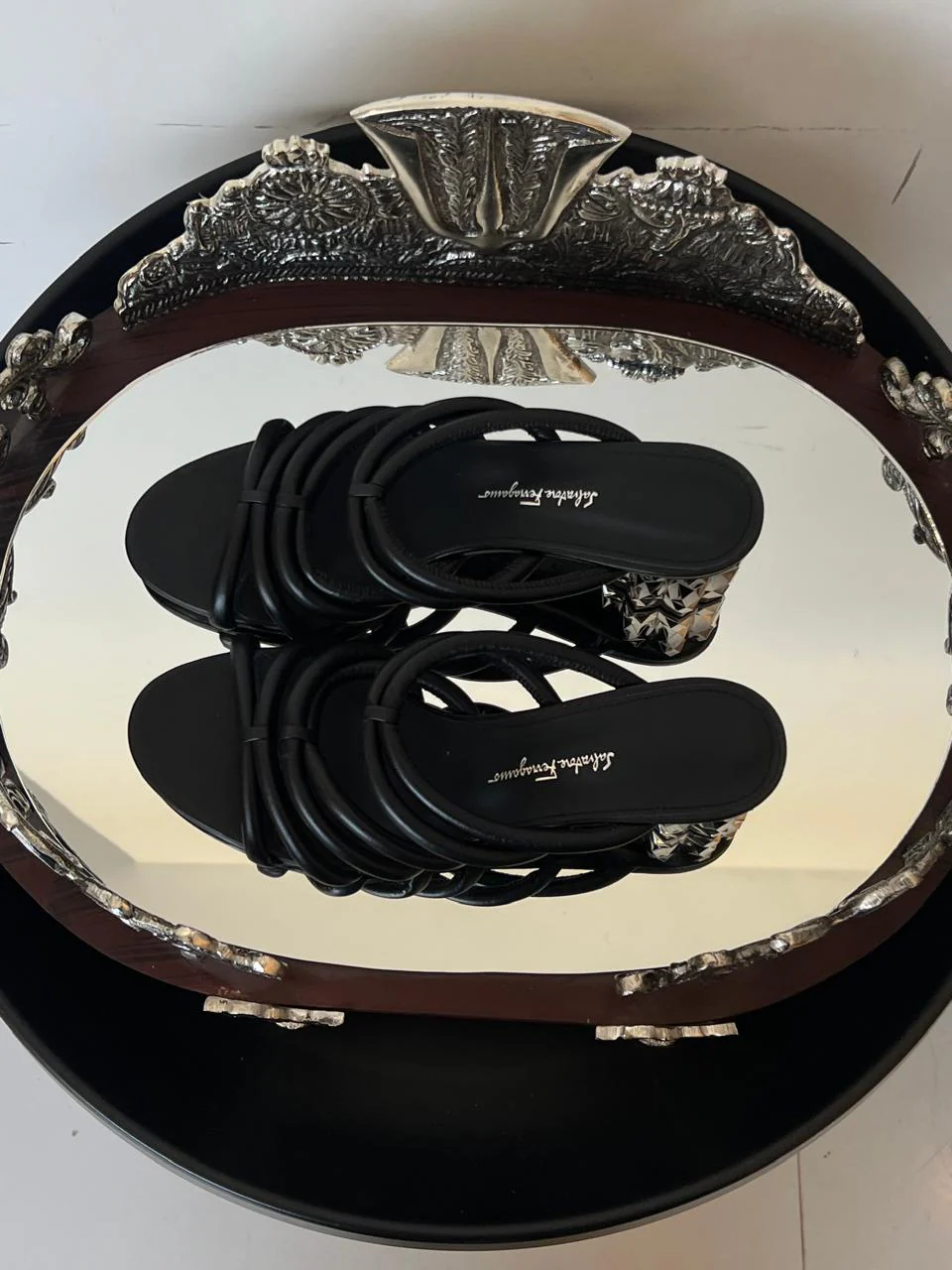 Salvatore Ferragamo Black Leather Amalia Sandals Size 9.5 - Image 4
