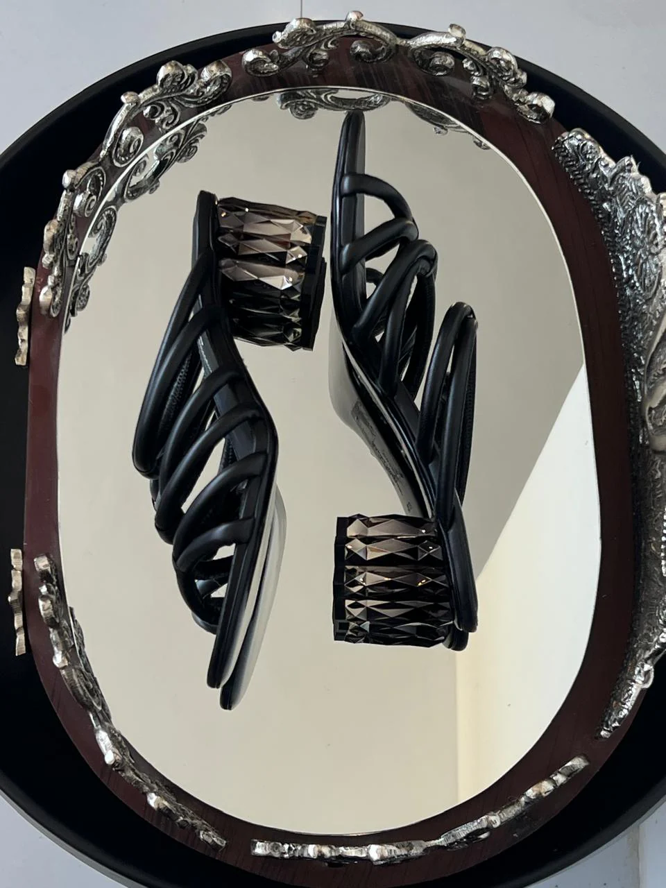 Salvatore Ferragamo Black Leather Amalia Sandals Size 9.5 - Image 5