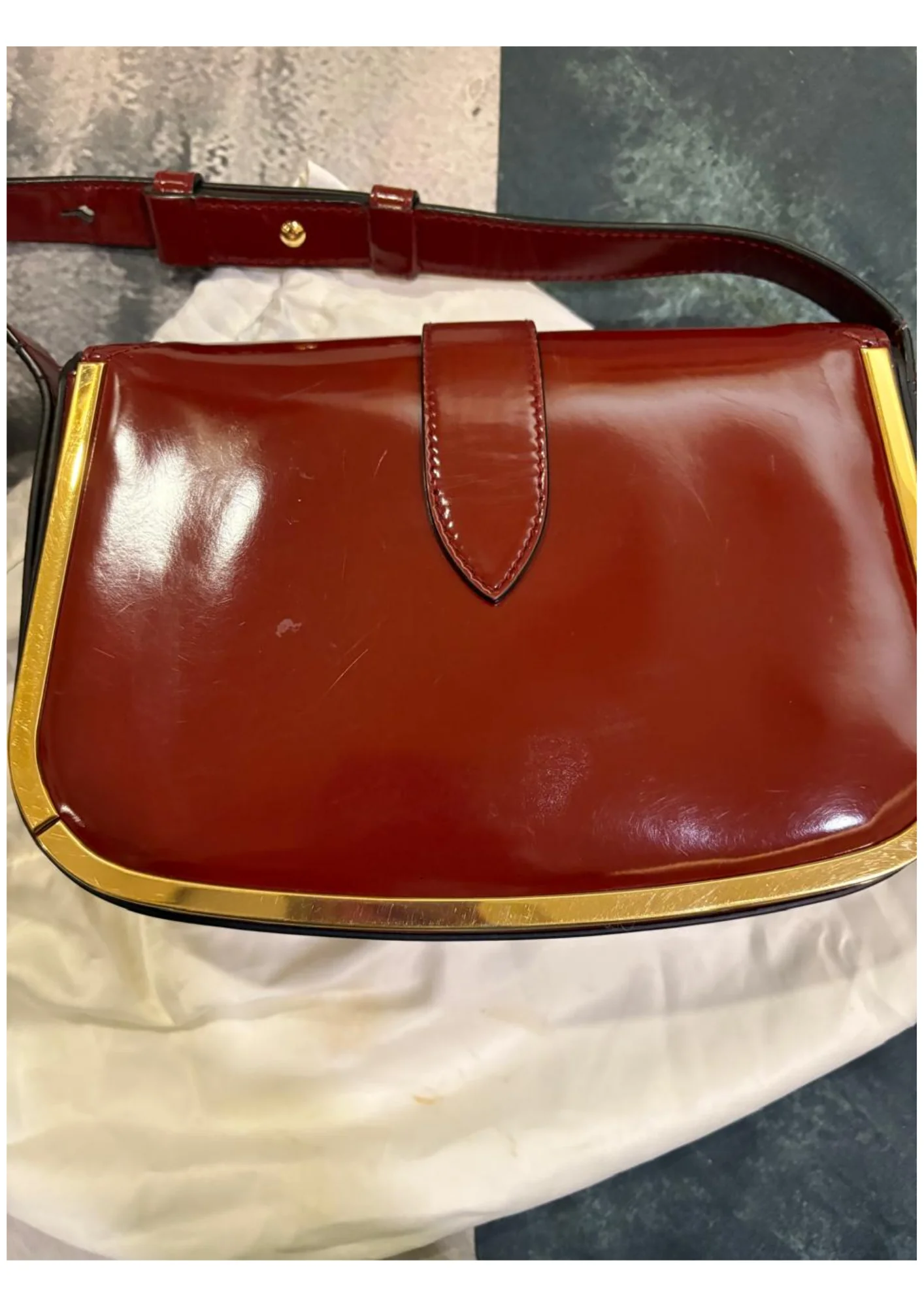 Salvatore Ferragamo Burgundy Patent Leather Gancini Flap Shoulder Bag - Image 11