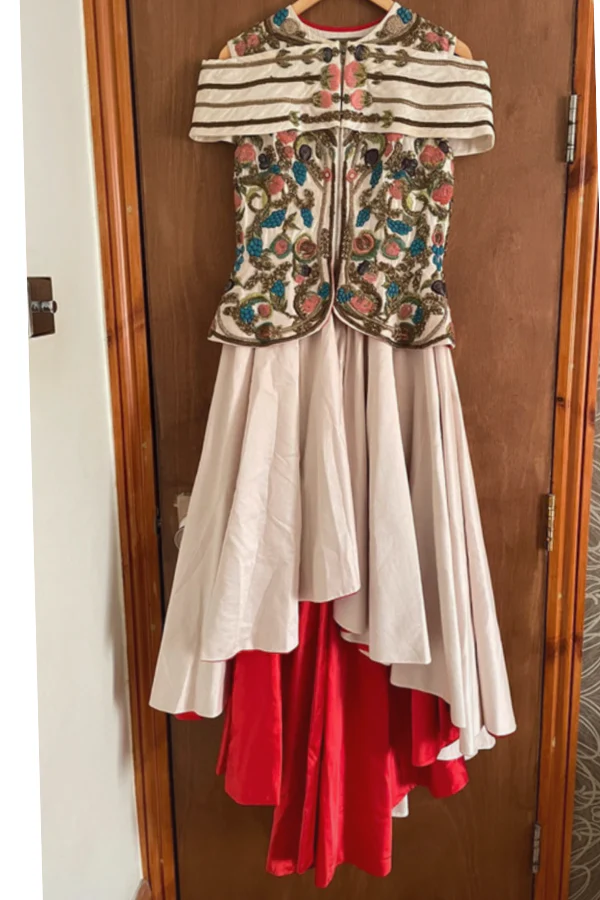 Samant Chauhan Gown - Image 4