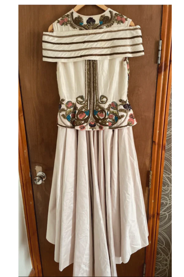 Samant Chauhan Gown - Image 5
