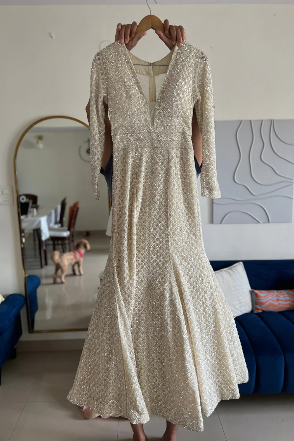 SEEMA GUJRAL IVORY FISH CUT GOWN - Image 2