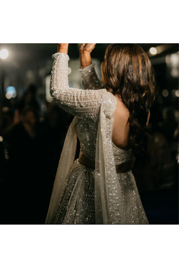 Seema Gujral Off White embellished lehenga - Image 3