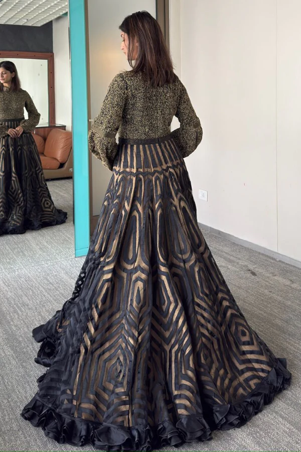 Shantanu & Nikhil Gown - Image 3