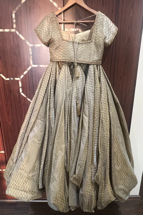 Shantanu & Nikhil Lehenga Set - Image 2