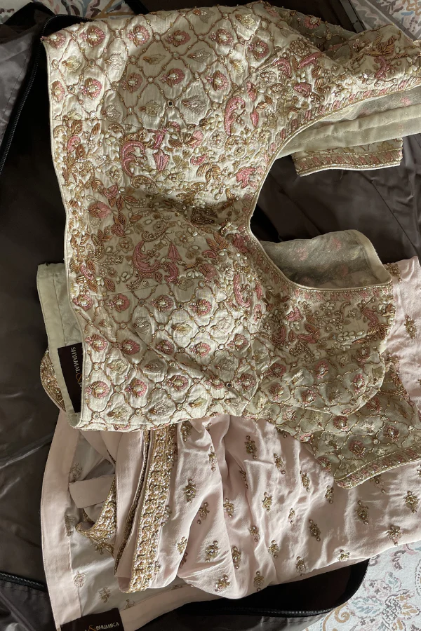 Shyamal and Bhumika floral embroidered lehenga - Image 4