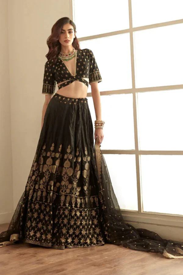 Siyahi Banarasi lehenga set