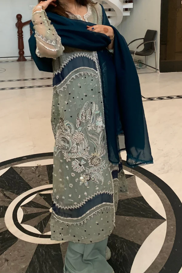 Suffuse blue embellished gown set