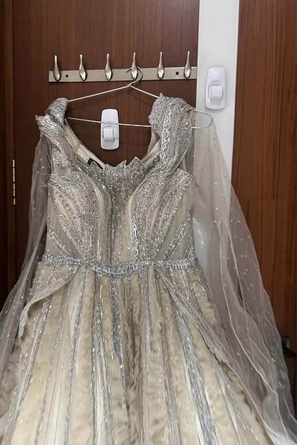 sulakshana monga gown - Image 3