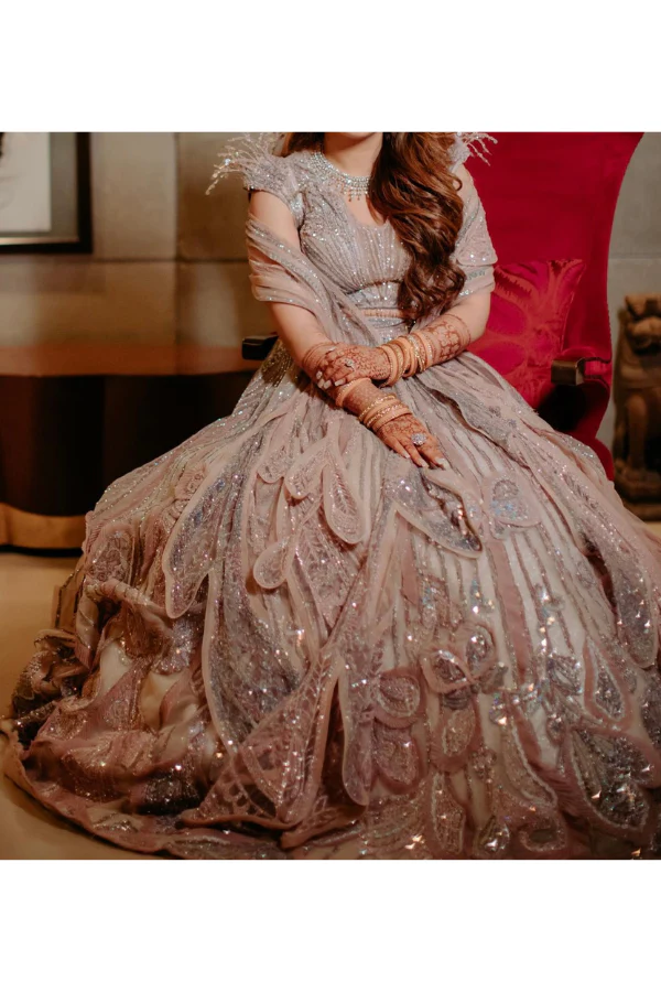 Sulakshana Monga peach embellished Lehenga - Image 3