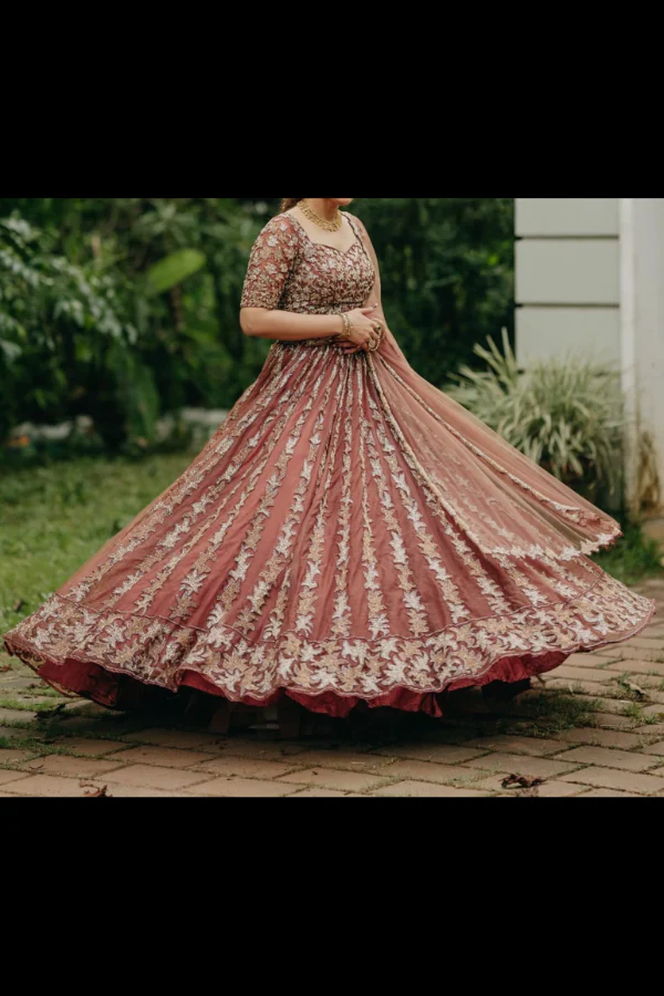 Surabhi Chopra brown embroidered lehenga - Image 2