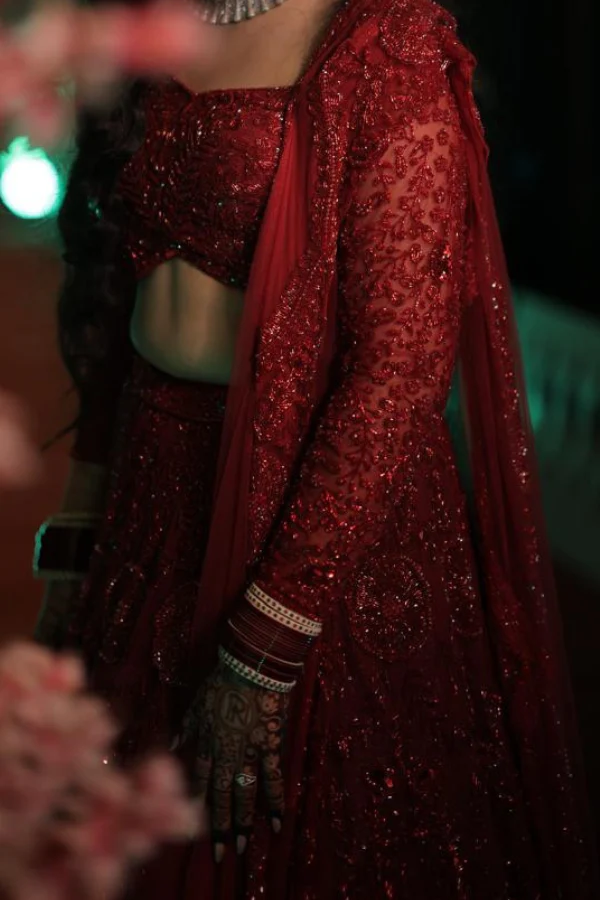 Surabhi Chopra Red embellished lehenga - Image 4