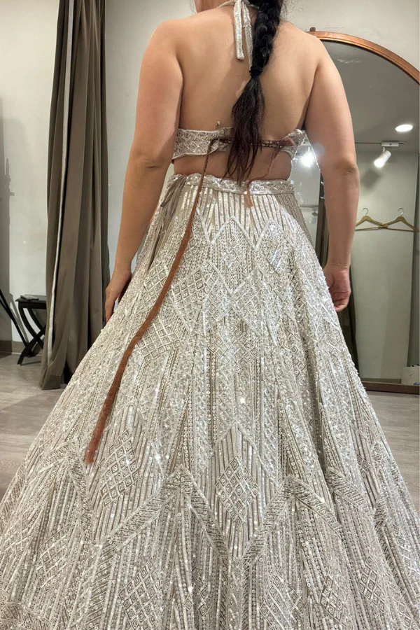 Surabhi Chopra white embellished lehenga - Image 4