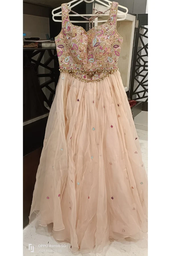 Tamana kapoor punjabi peach lehenga