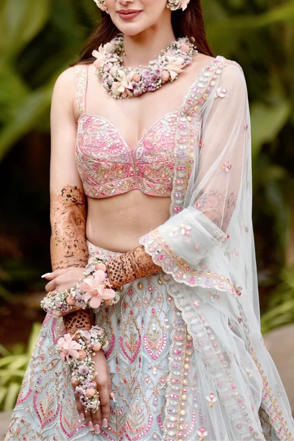 Tamanna Punjabi Kapoor embroidered lehenga - Image 3