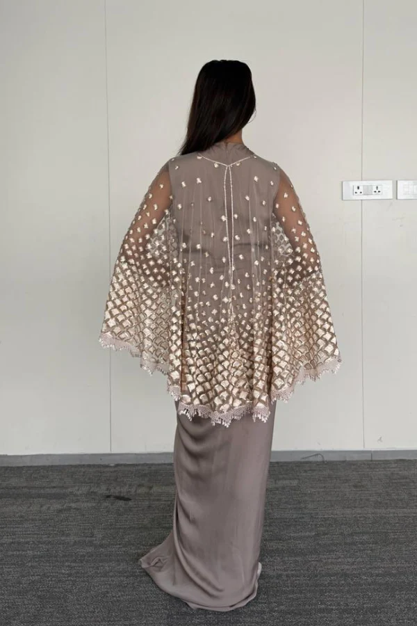 Tarun Tahiliani Cape Set - Image 5