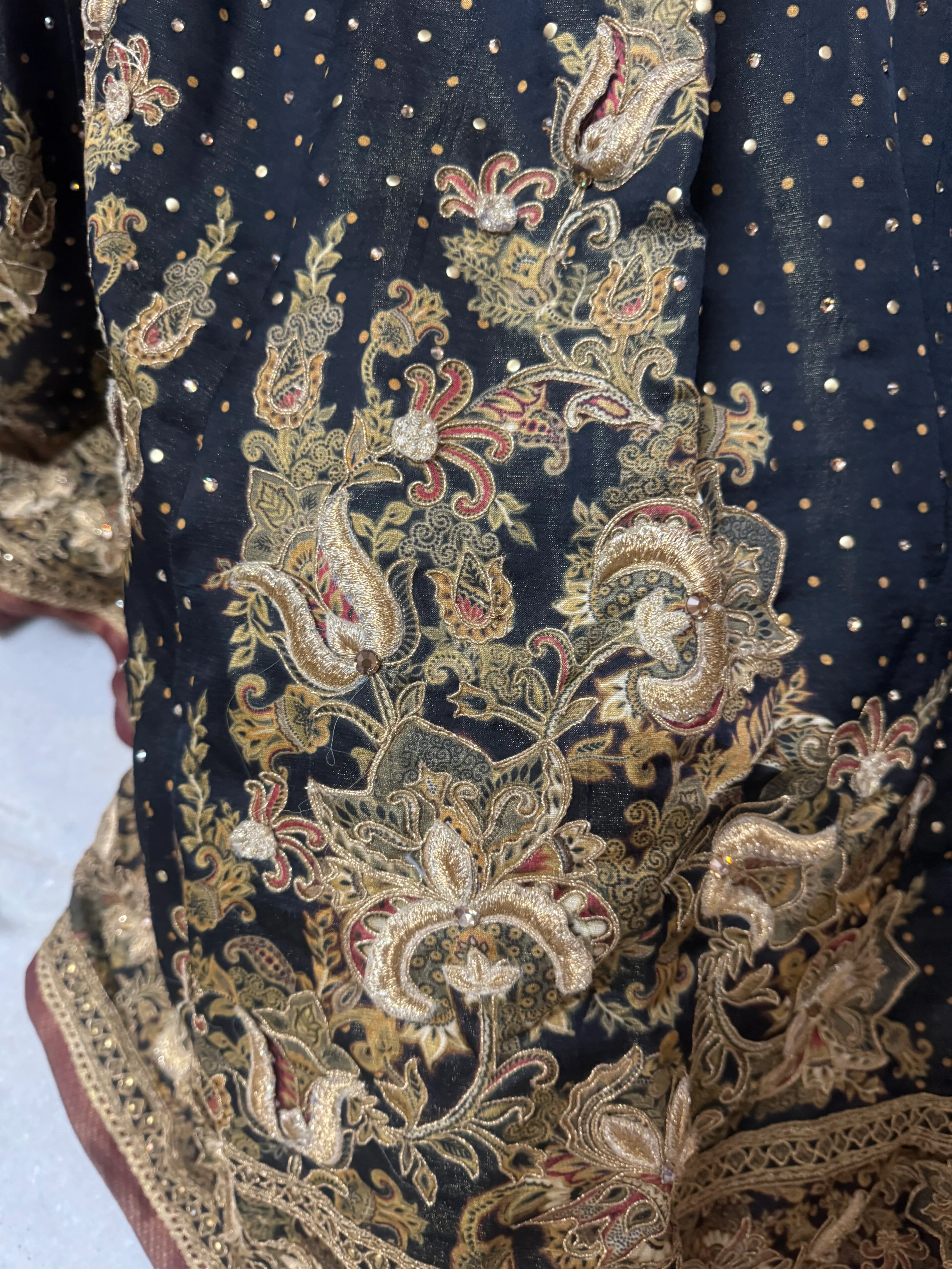Tarun Tahiliani Embellished Lehenga Set - Image 5