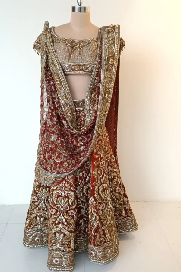 Tarun Tahiliani Hand-Embroidered Bridal Lehenga Set - Image 3
