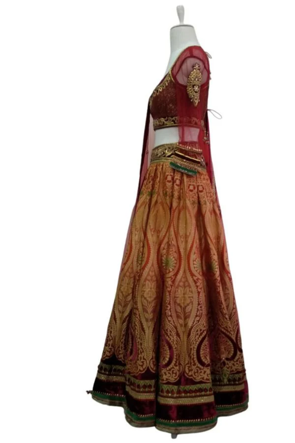 TARUN TAHILIANI LEHENGA SET - Image 4