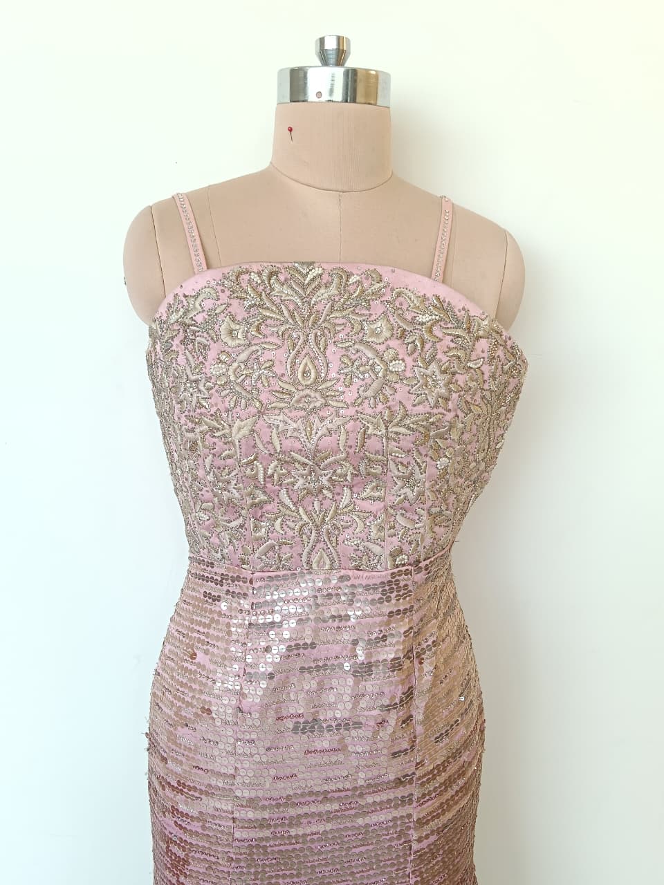 Tarun Tahiliani Ombre Gown - Image 9