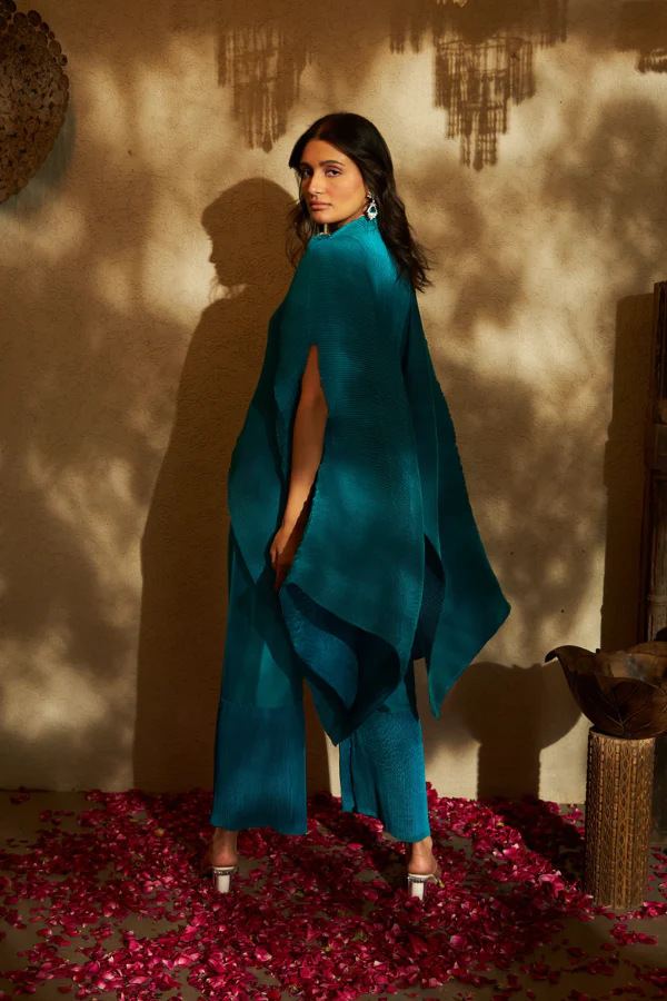 Tasuvure Embroidered Cape with Plisse Pants - Image 2