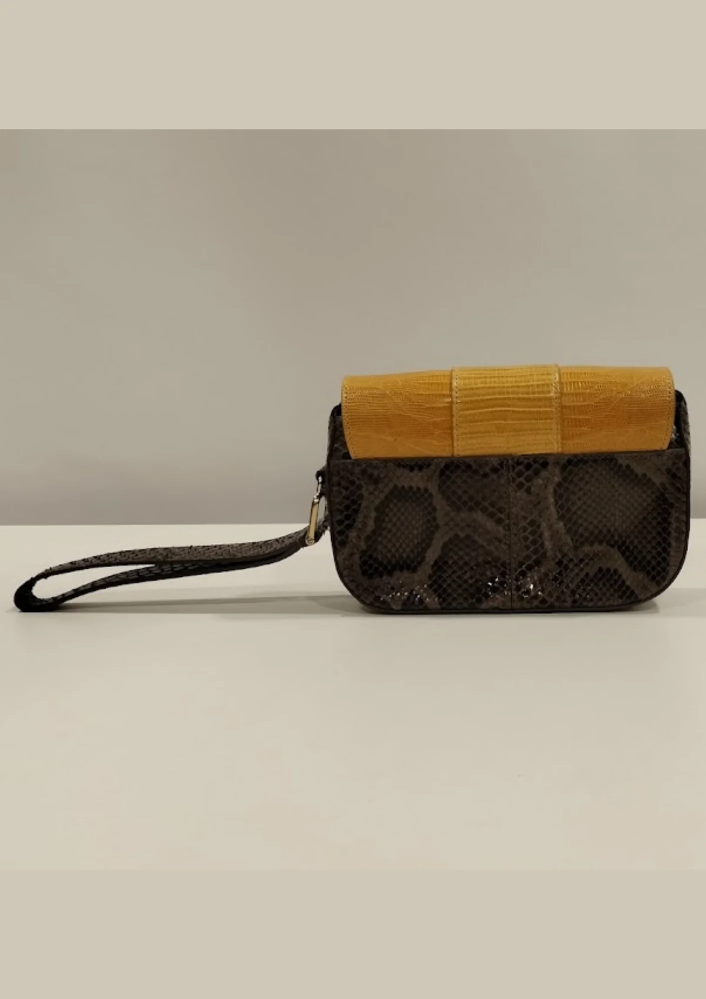 Tods Yellow & Brown Leather Wristlet Clutch - Image 4